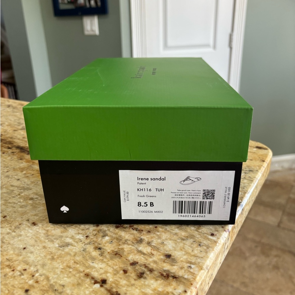 Brand NEW Kate Spade sandals